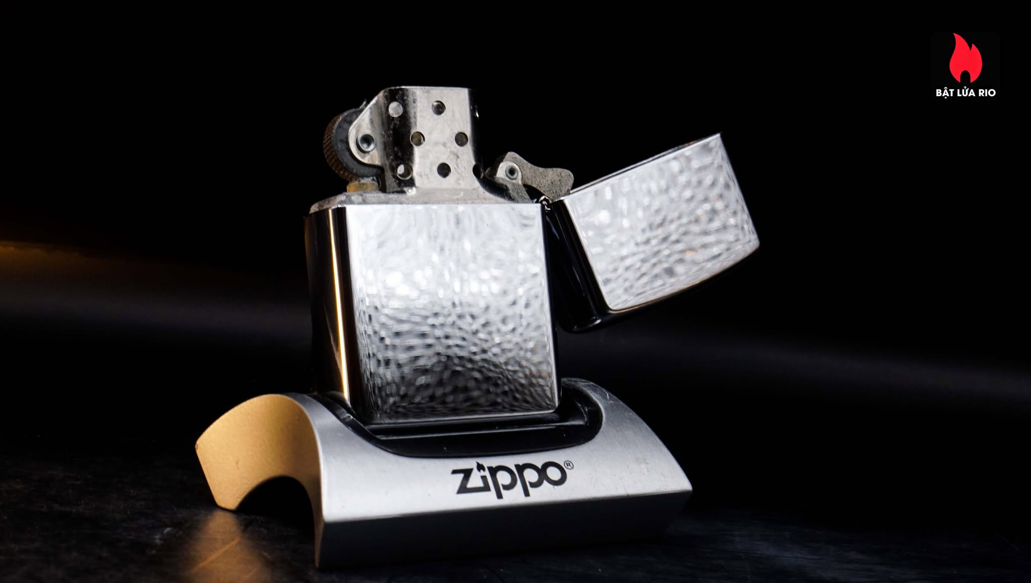 Zippo La Mã 1997 – Zippo High Polished Chrome – Truss Me Soho NYC – Skull Series #7 2