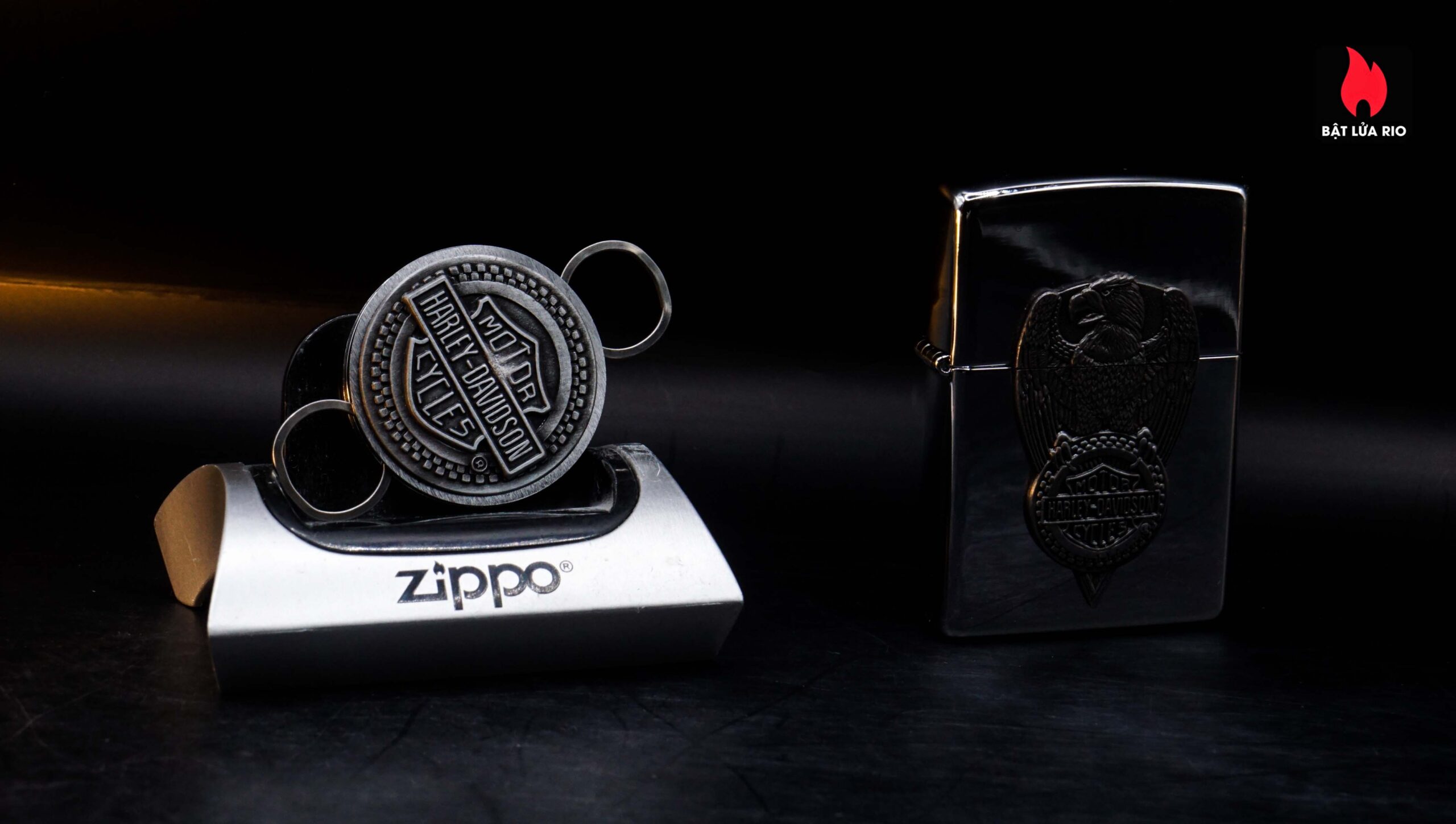 Zippo Set 1997 – Harley Davidson – Eagle on Tire Lighter/Keyholder Gift S 12