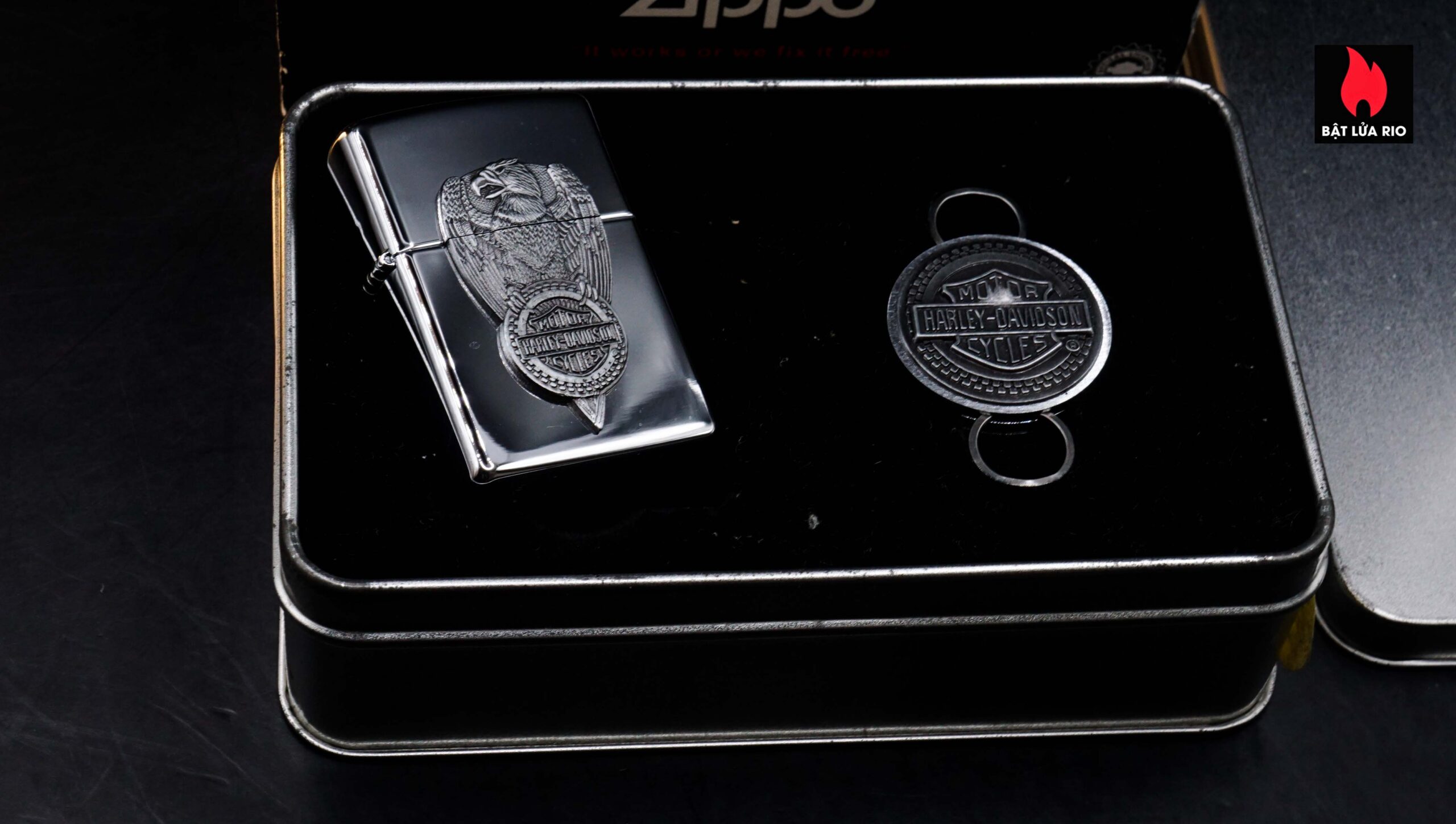 Zippo Set 1997 – Harley Davidson – Eagle on Tire Lighter/Keyholder Gift S 5