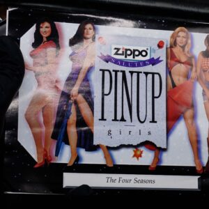 Zippo Coty 1996 – Zippo Set 1996 – Zippo Salutes Pinup Girls – Single lighter 2