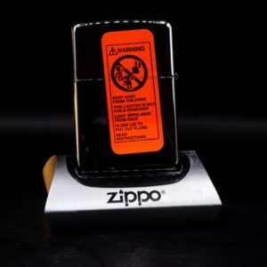 Zippo Coty 1996 – Zippo Set 1996 – Zippo Salutes Pinup Girls – Single lighter 32