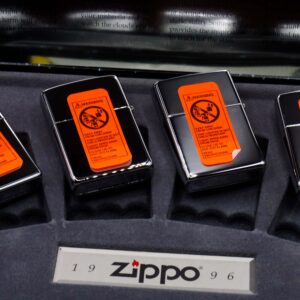 Zippo Coty 1996 – Zippo Set 1996 – Zippo Salutes Pinup Girls – Single lighter 6