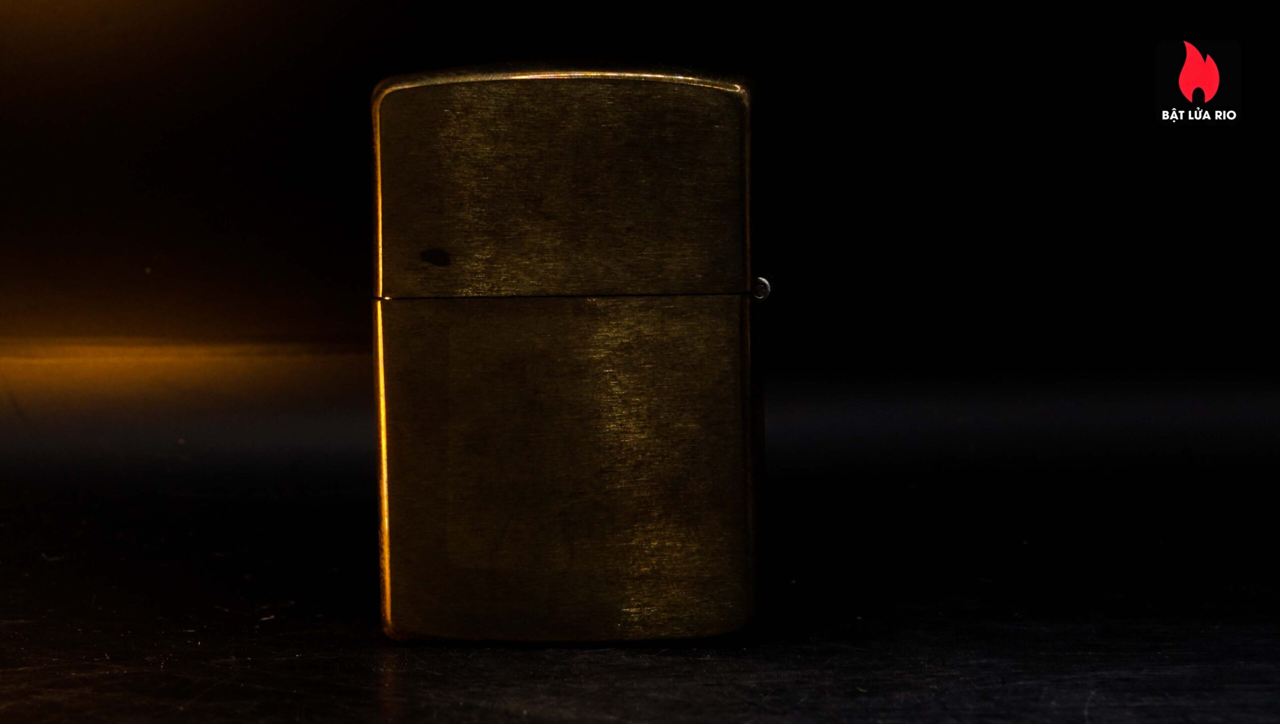 Zippo La Mã 1988 – Marlboro Longhorns – Đồng Nguyên Khối 12