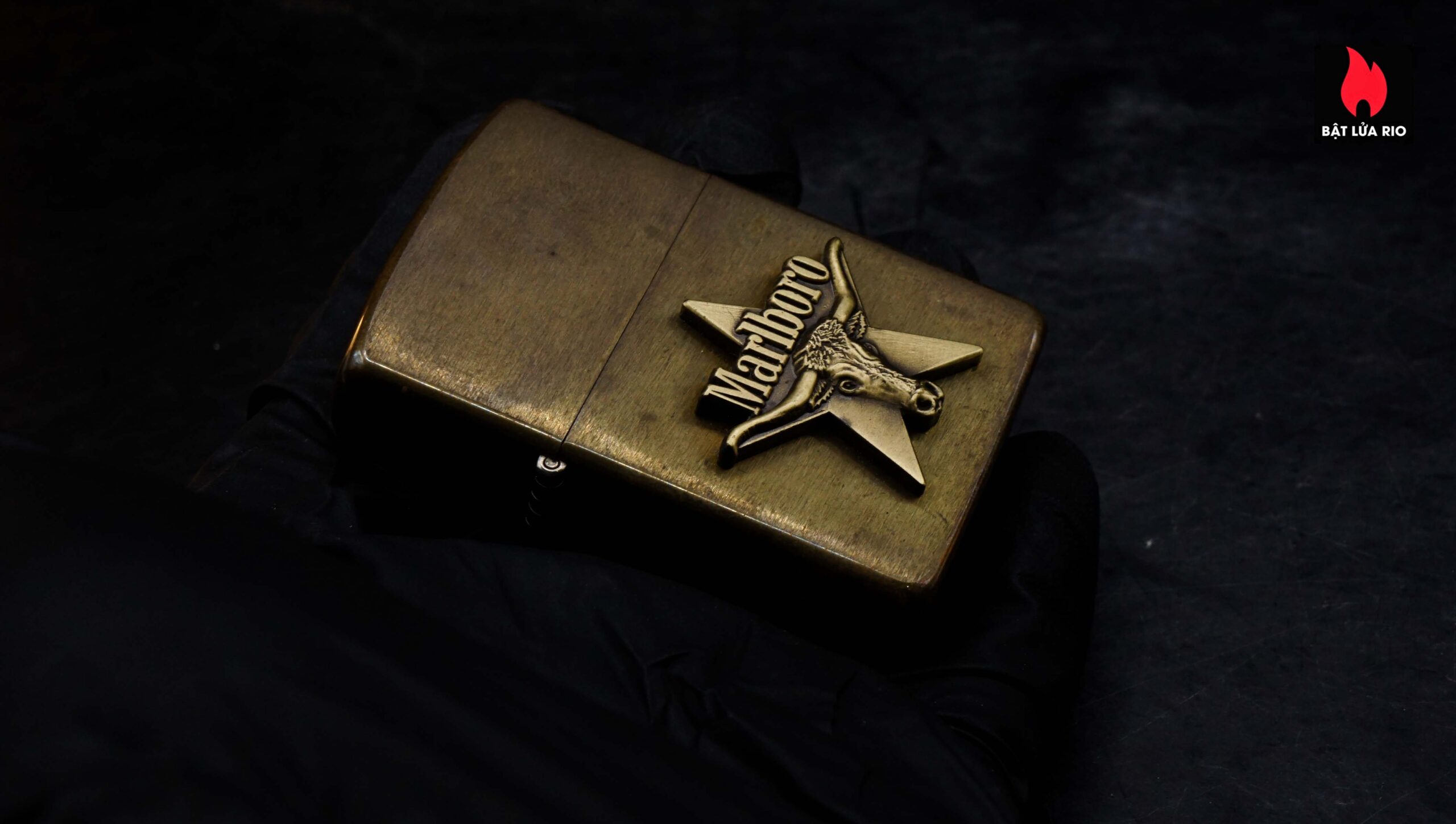 Zippo La Mã 1988 – Marlboro Longhorns – Đồng Nguyên Khối 12
