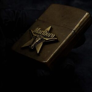 Zippo La Mã 1988 – Marlboro Longhorns – Đồng Nguyên Khối 13