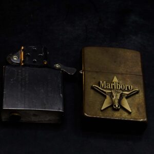 Zippo La Mã 1988 – Marlboro Longhorns – Đồng Nguyên Khối 21