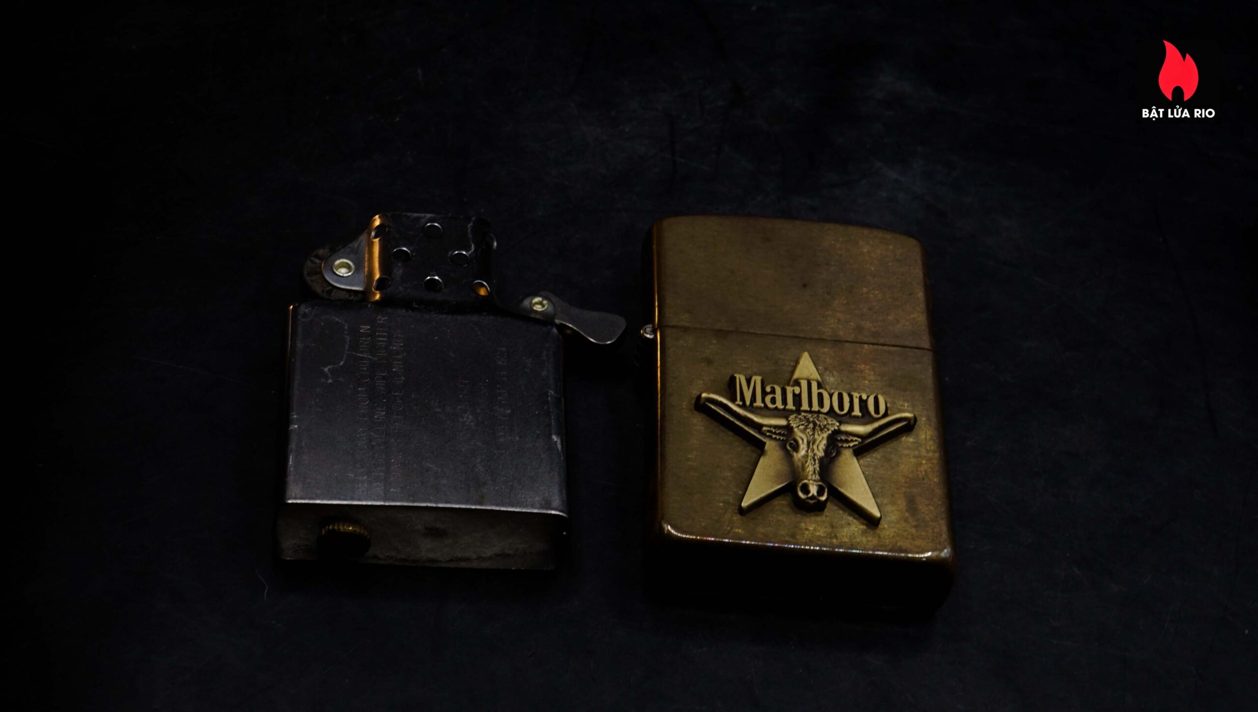 Zippo La Mã 1988 – Marlboro Longhorns – Đồng Nguyên Khối 21