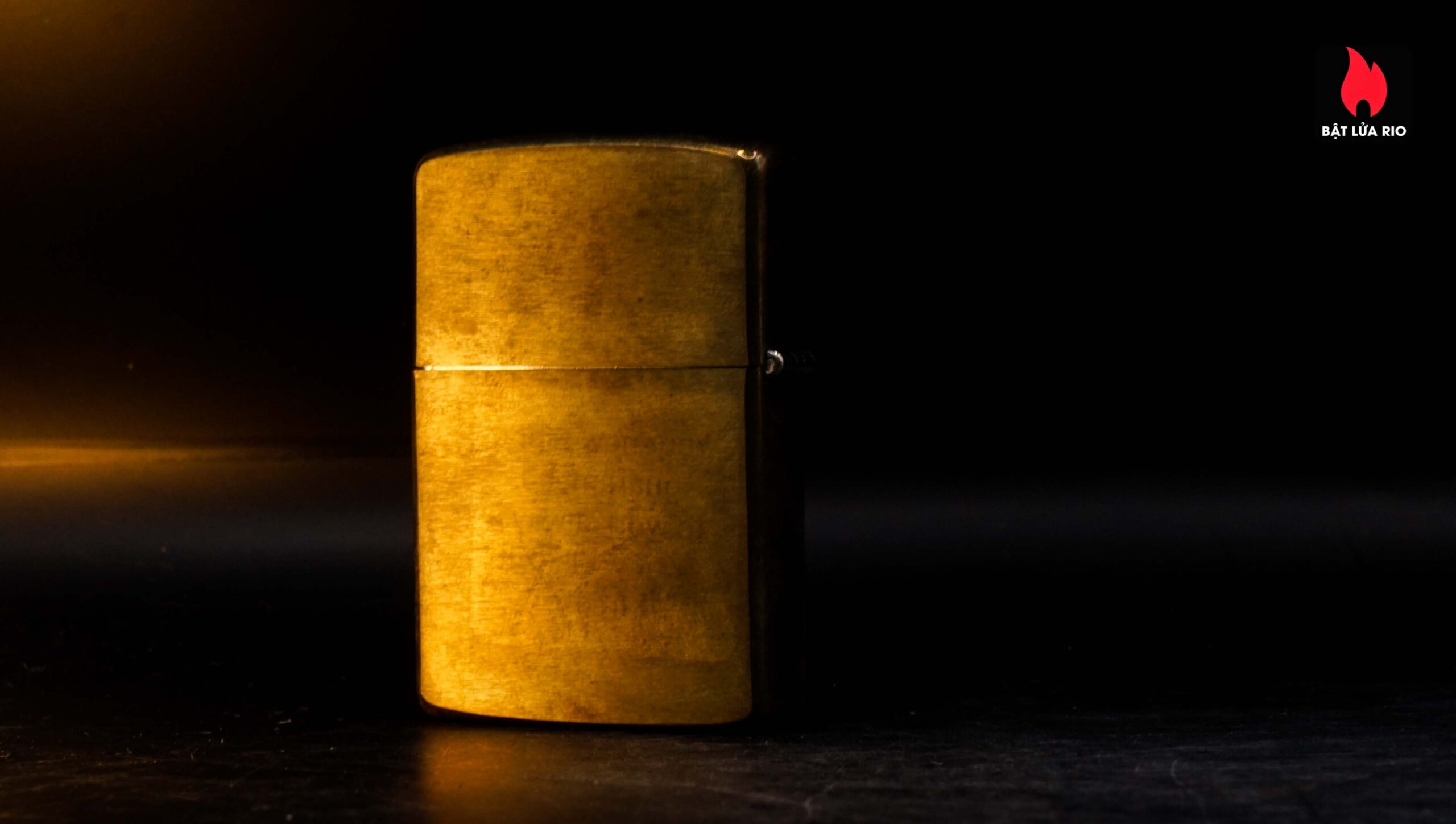 Zippo La Mã 1988 – Marlboro Longhorns – Đồng Nguyên Khối 23