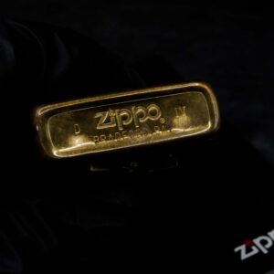 Zippo La Mã 1988 – Marlboro Longhorns – Đồng Nguyên Khối 25