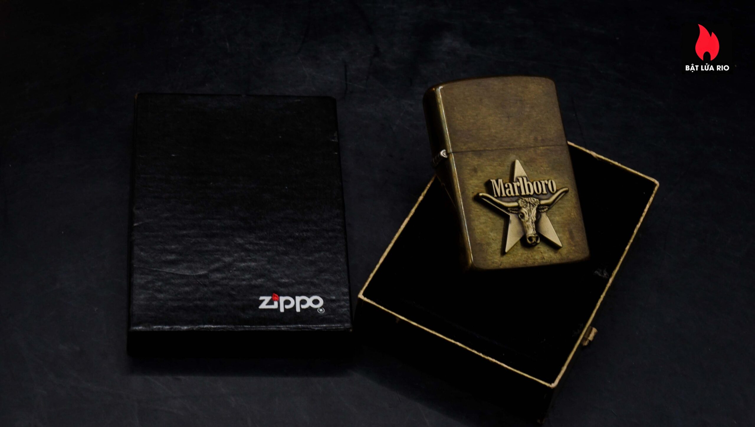 Zippo La Mã 1988 – Marlboro Longhorns – Đồng Nguyên Khối 4