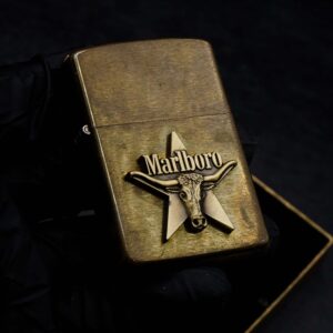 Zippo La Mã 1988 – Marlboro Longhorns – Đồng Nguyên Khối
