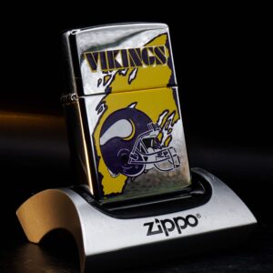 Zippo La Mã 1997 – 250NFL 462 Vikings