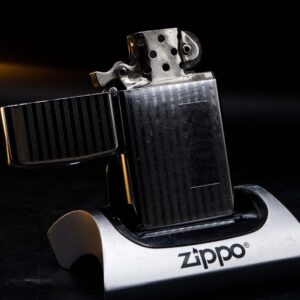Zippo Slim Xưa 1957 – #1615 Ribbon – Cũ 1