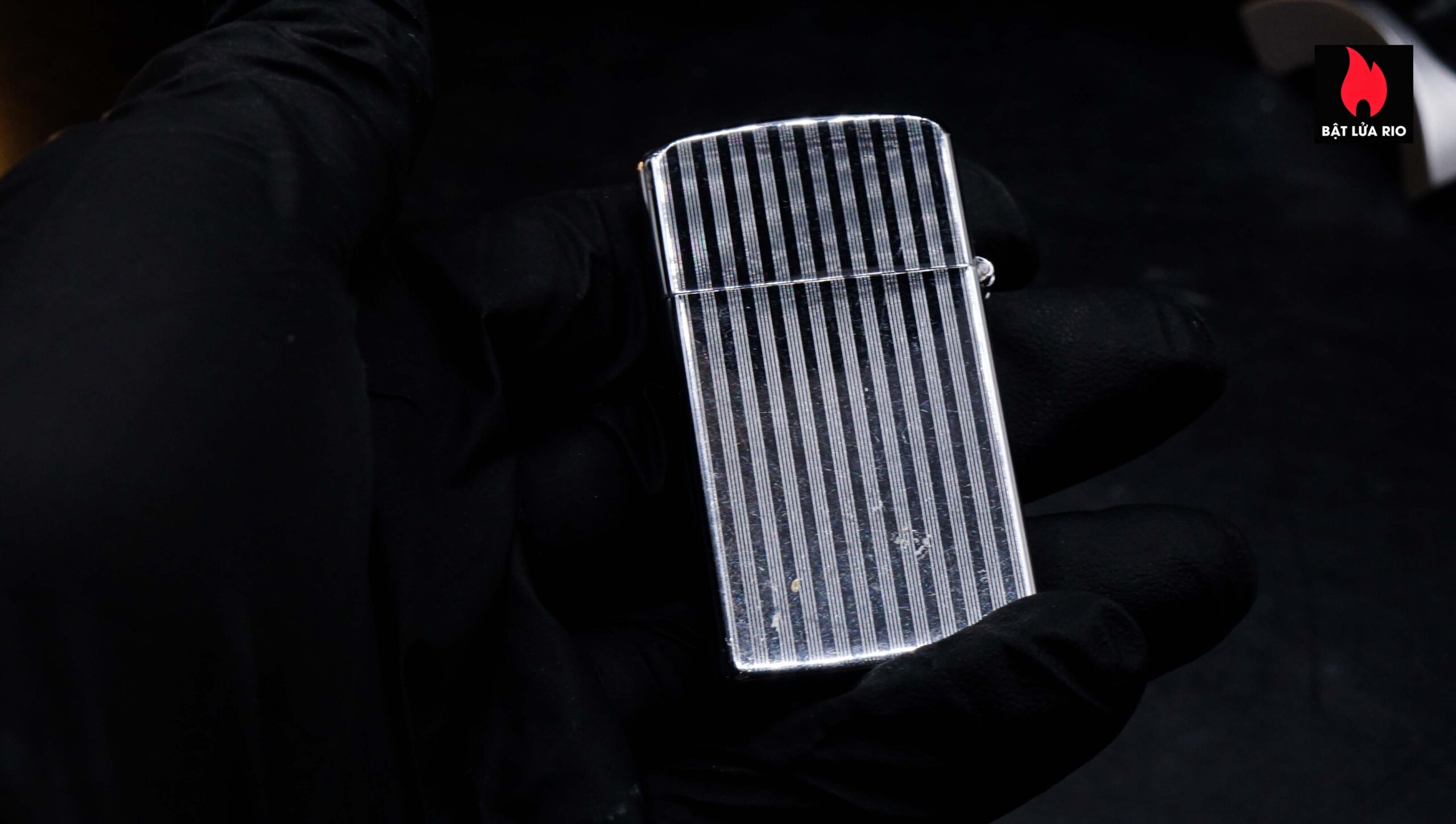 Zippo Slim Xưa 1957 – #1615 Ribbon – Cũ 15