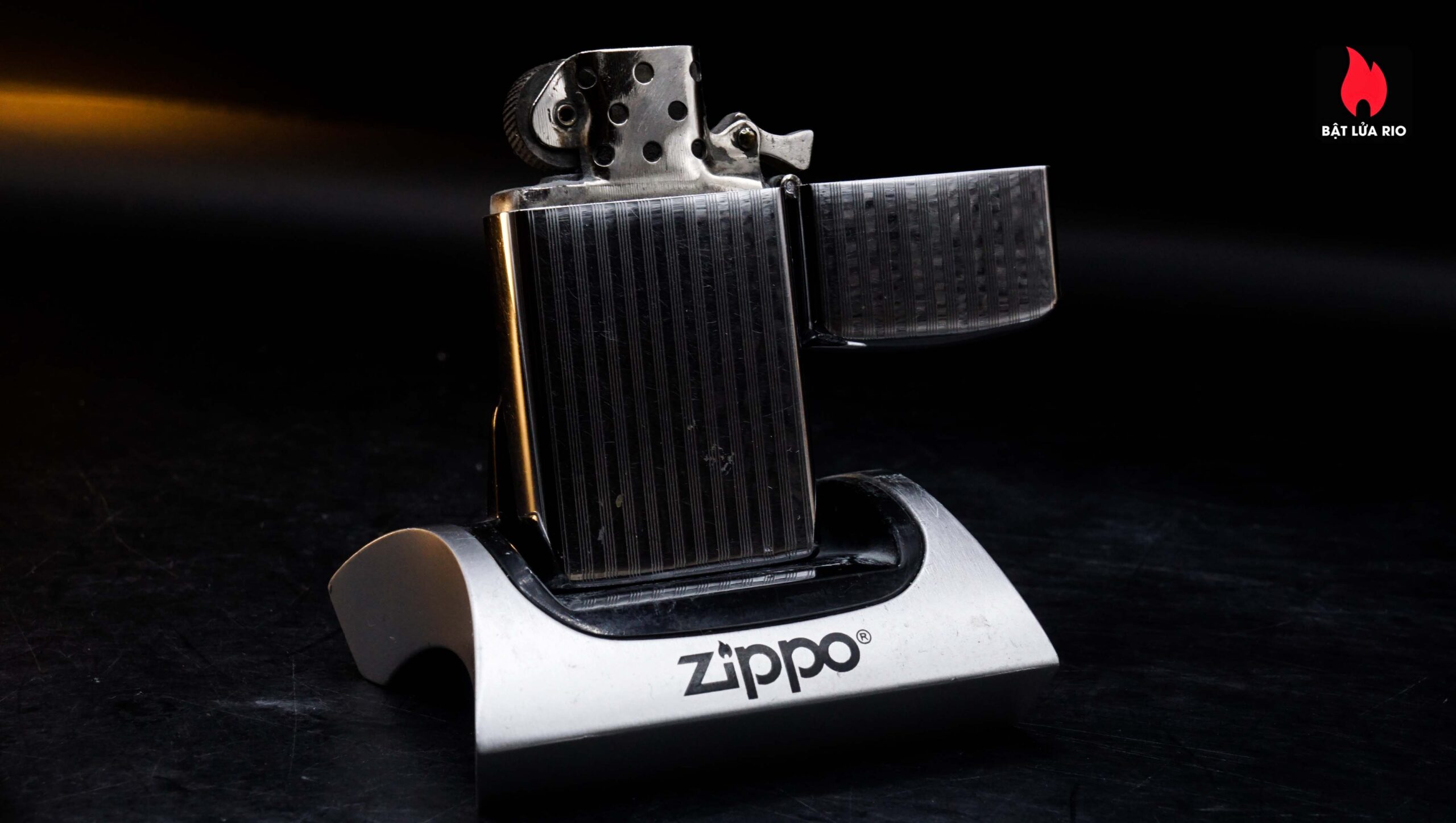 Zippo Slim Xưa 1957 – #1615 Ribbon – Cũ 2