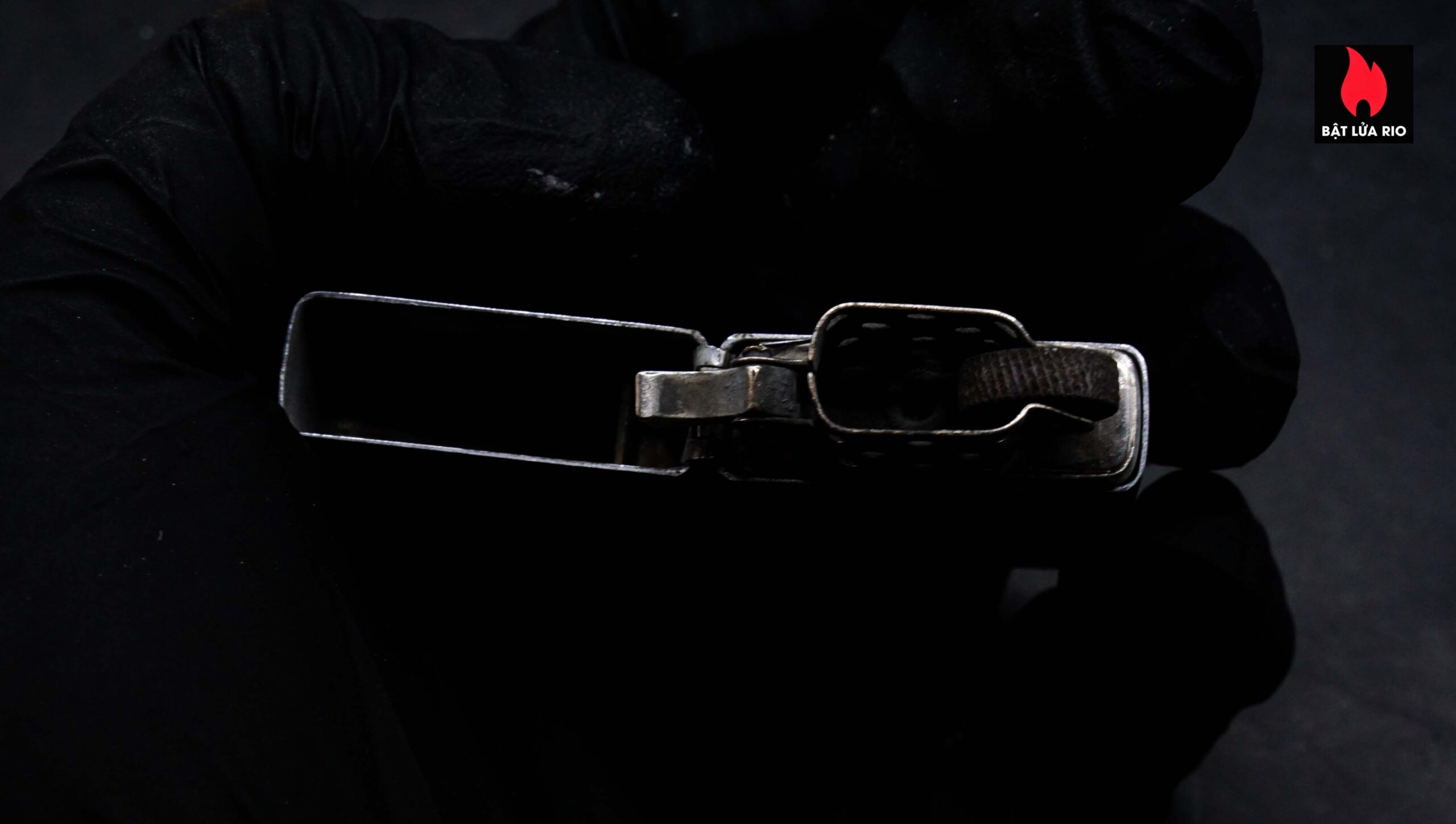 Zippo Slim Xưa 1957 – #1615 Ribbon – Cũ 6