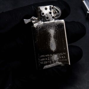 Zippo Slim Xưa 1957 – #1615 Ribbon – Cũ 7