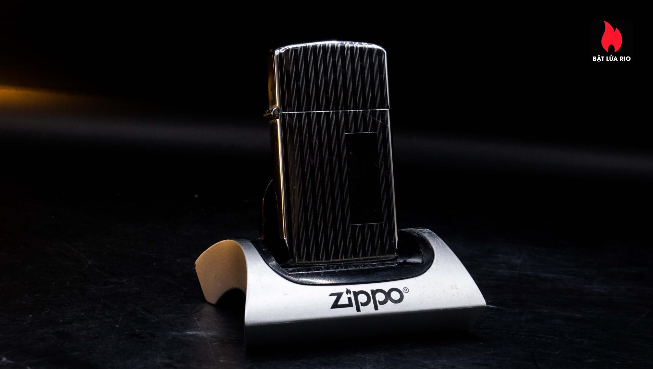 Zippo Slim Xưa 1957 – #1615 Ribbon – Cũ