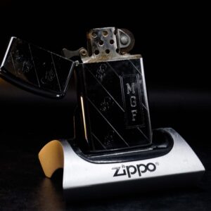 Zippo Slim Xưa 1971 – #1625 Diagonal – Cũ 1