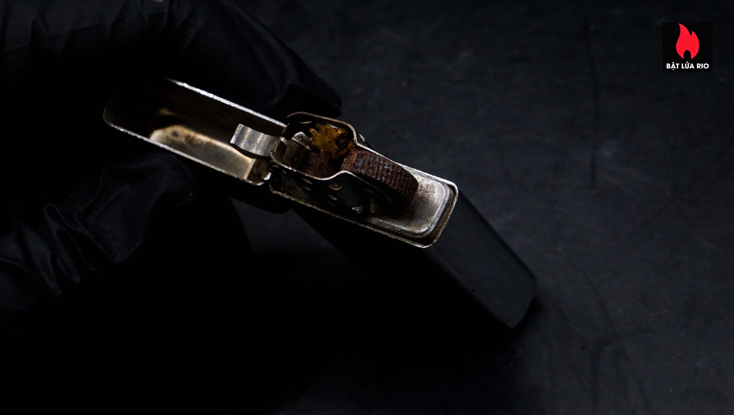 Zippo Slim Xưa 1971 – #1625 Diagonal – Cũ 24