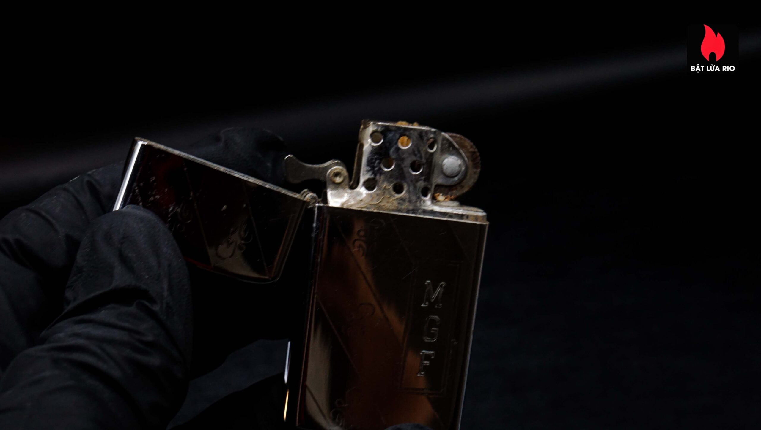 Zippo Slim Xưa 1971 – #1625 Diagonal – Cũ 25