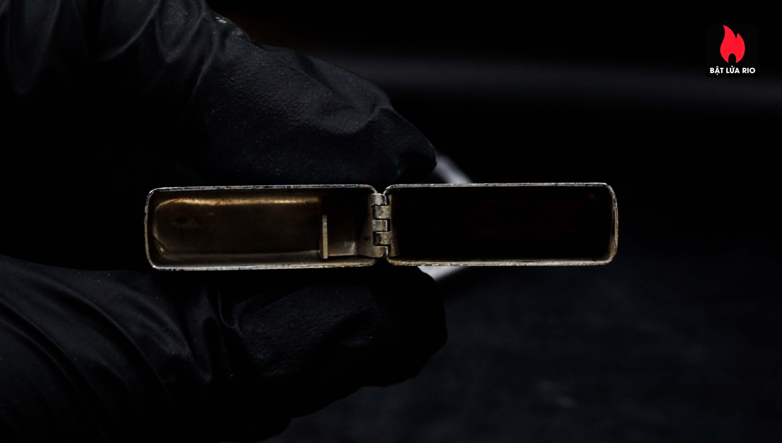 Zippo Slim Xưa 1971 – #1625 Diagonal – Cũ 27