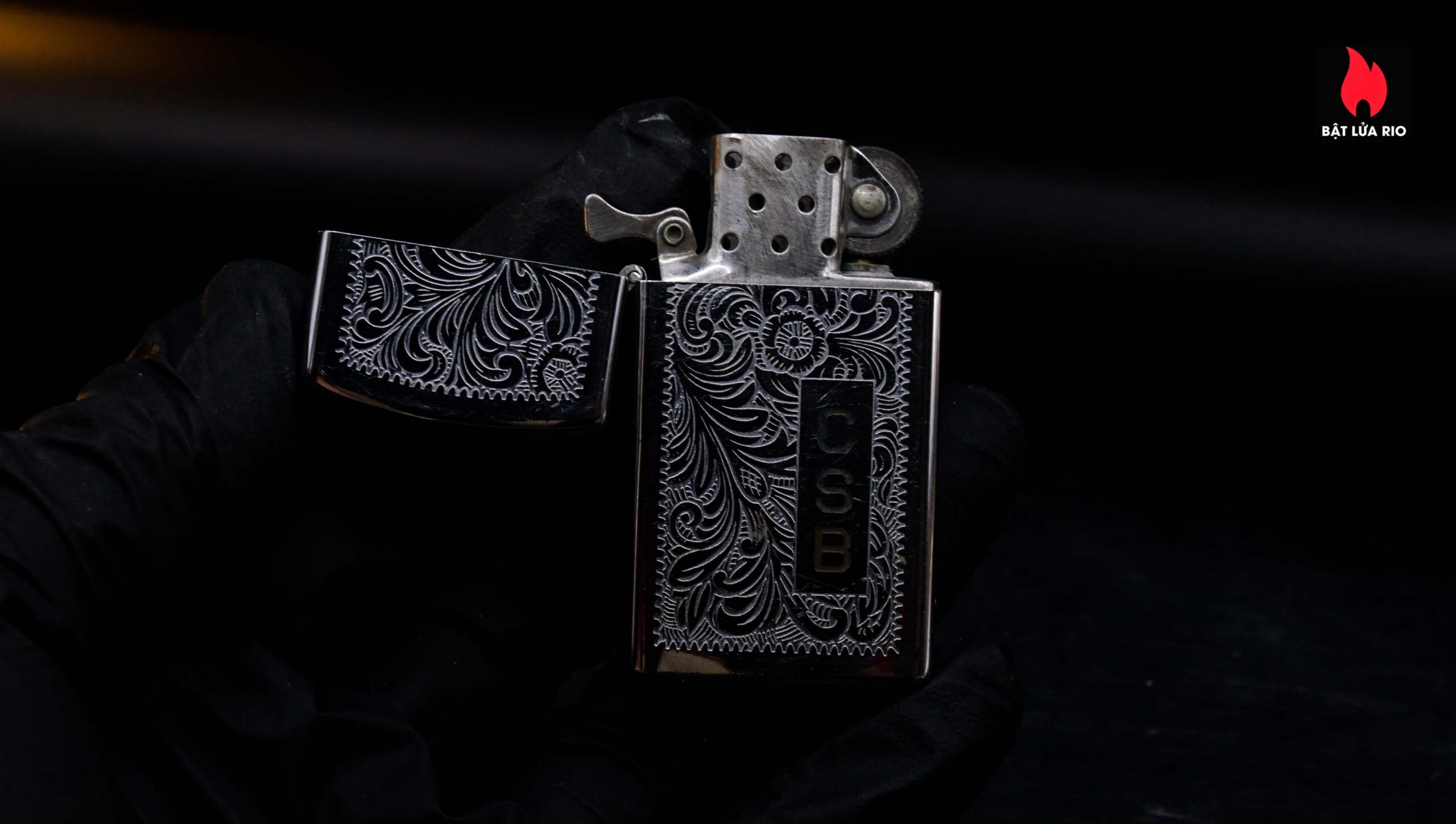Zippo Slim Xưa 1983 – Venetian – Hoa Văn Ý – Cũ 20