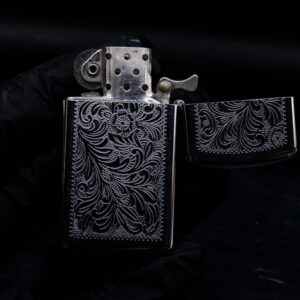 Zippo Slim Xưa 1983 – Venetian – Hoa Văn Ý – Cũ 21
