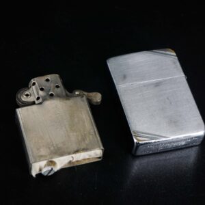Zippo Xưa 1938-1939 – Chủ Đề Chữ Ký 6