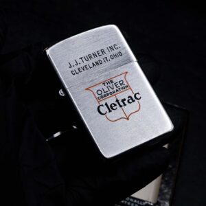 Zippo Xưa 1949-1950 – The Oliver Corporation Cletrac 10
