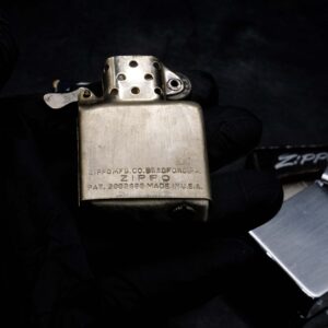 Zippo Xưa 1949-1950 – The Oliver Corporation Cletrac 24