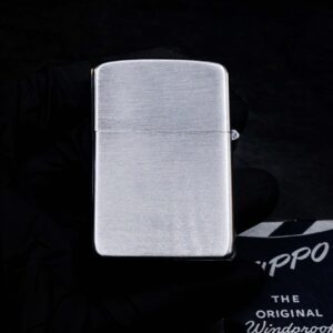 Zippo Xưa 1949-1950 – The Oliver Corporation Cletrac 37