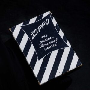 Zippo Xưa 1949-1950 – The Oliver Corporation Cletrac 39