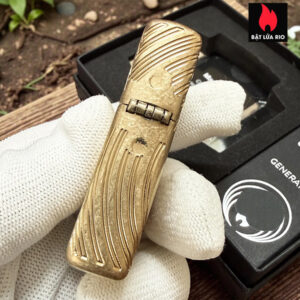 Zippo 2026 Collectible of the Year Asia – GENERATIONS Armor® Tumbled Brass – Zippo Coty 2026 – Zippo 47219 19