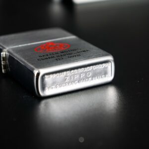 Zippo Xưa 1951 – Mack Trucks Baxter Motors 8