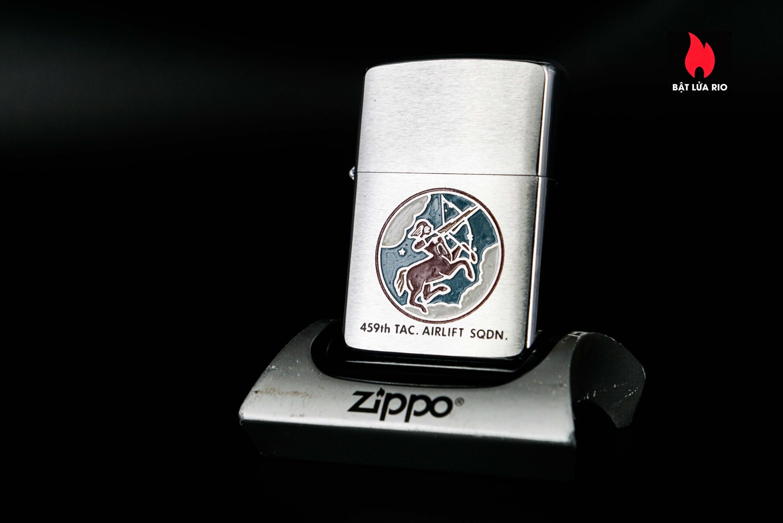 Zippo Xưa 1966 – 459th Tactical Airlift Squadron 11