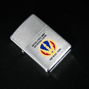 Zippo Xưa 1970 – United States Army Air Defense Center 8