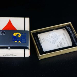 Zippo Xưa 1972 – University of North Carolina (UNC) 4