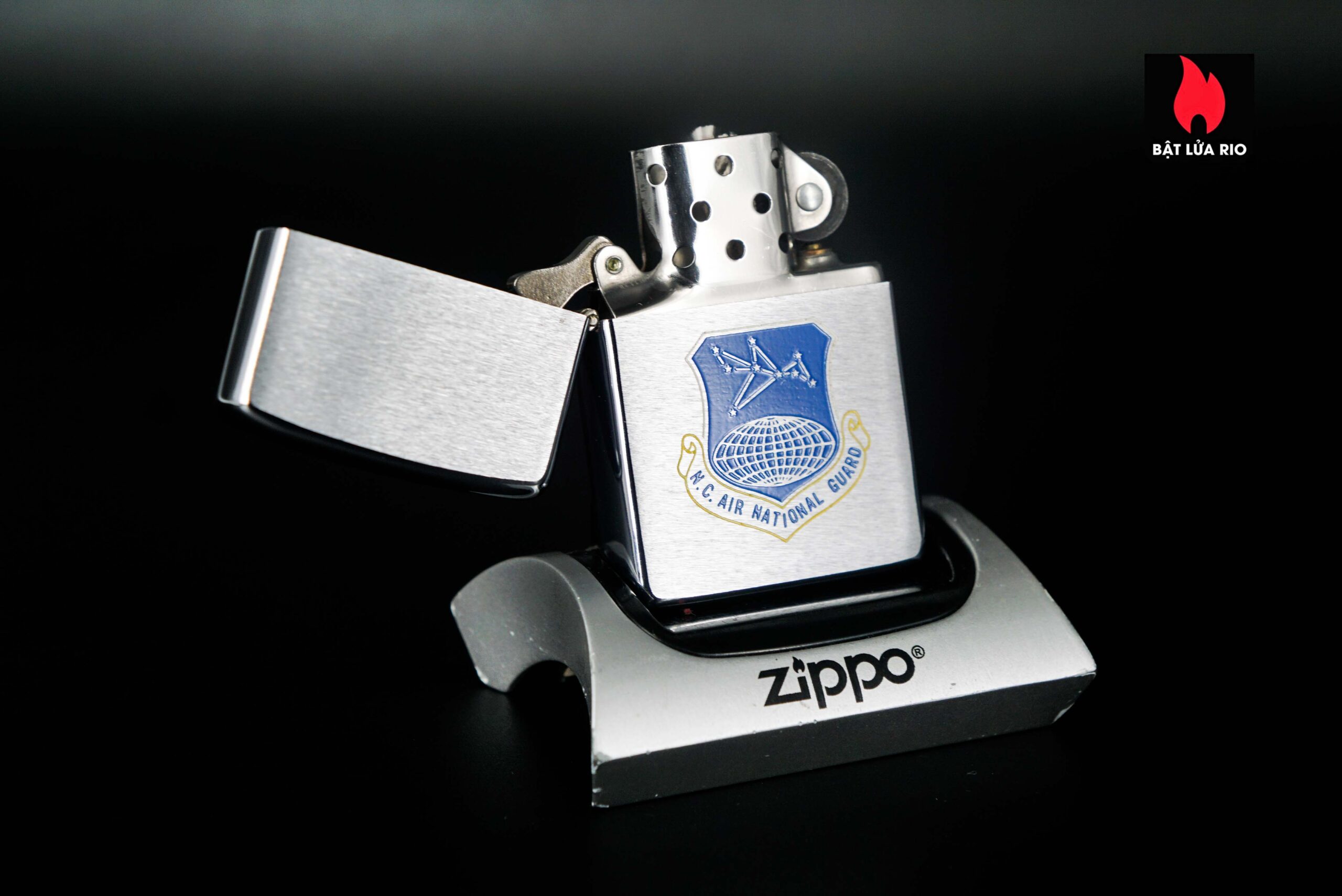 Zippo Xưa 1976 – N.C. Air National Guard 7