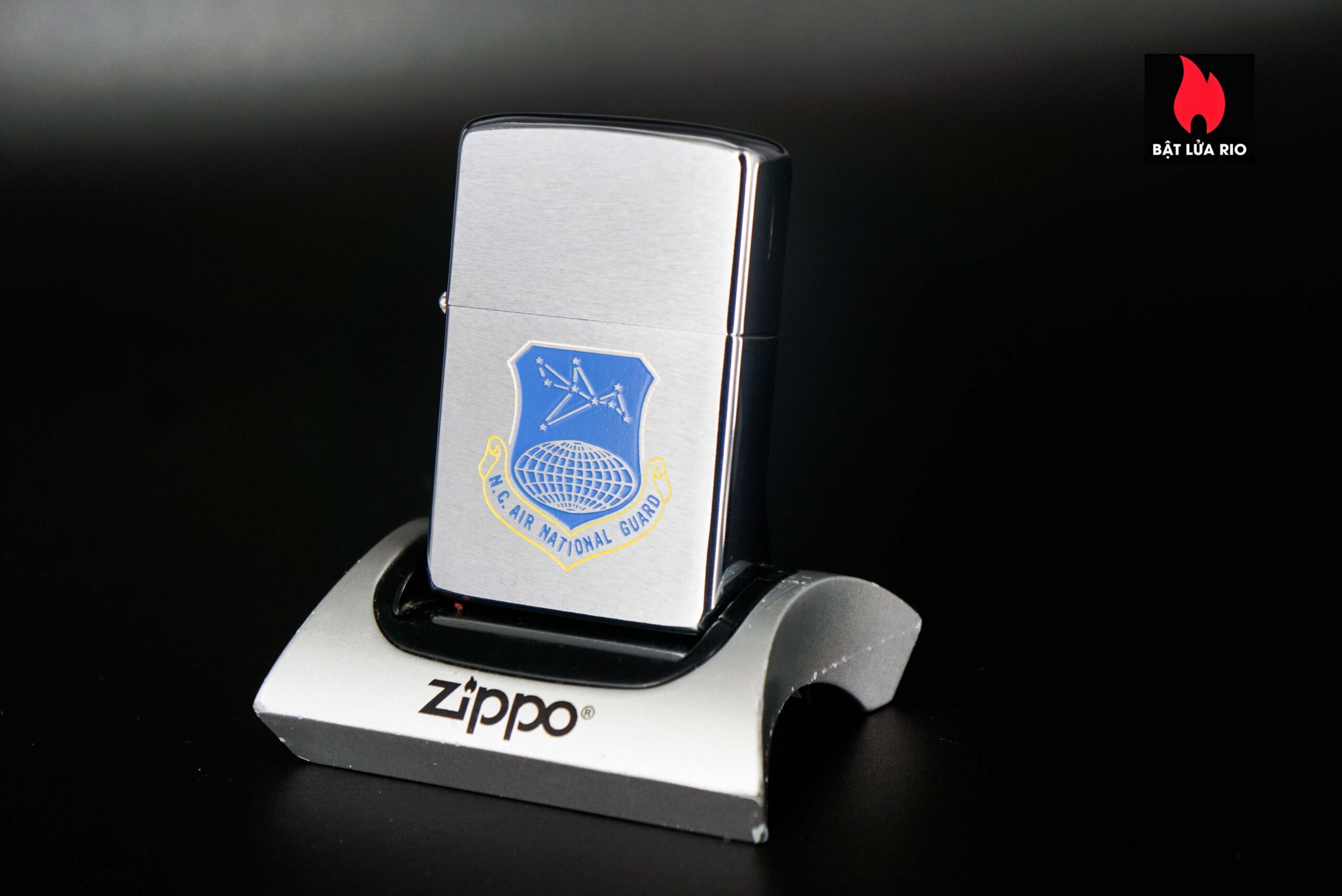 Zippo Xưa 1976 – N.C. Air National Guard 8