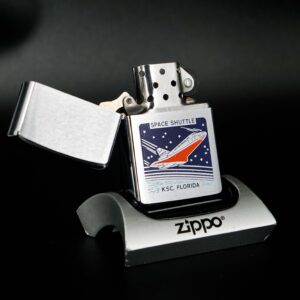 Zippo Xưa 1981 – NASA Space Shuttle Kennedy Space Center 11