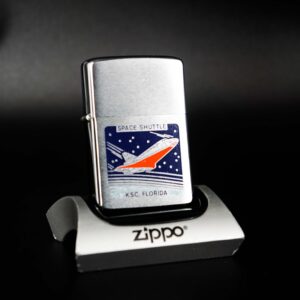 Zippo Xưa 1981 – NASA Space Shuttle Kennedy Space Center