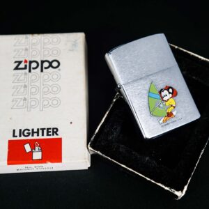 Zippo Xưa 1982 – Terrytoons Mighty Mouse 4