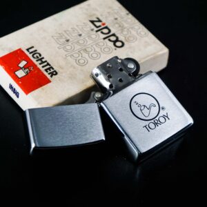 Zippo Xưa 1982 – TOROY 8