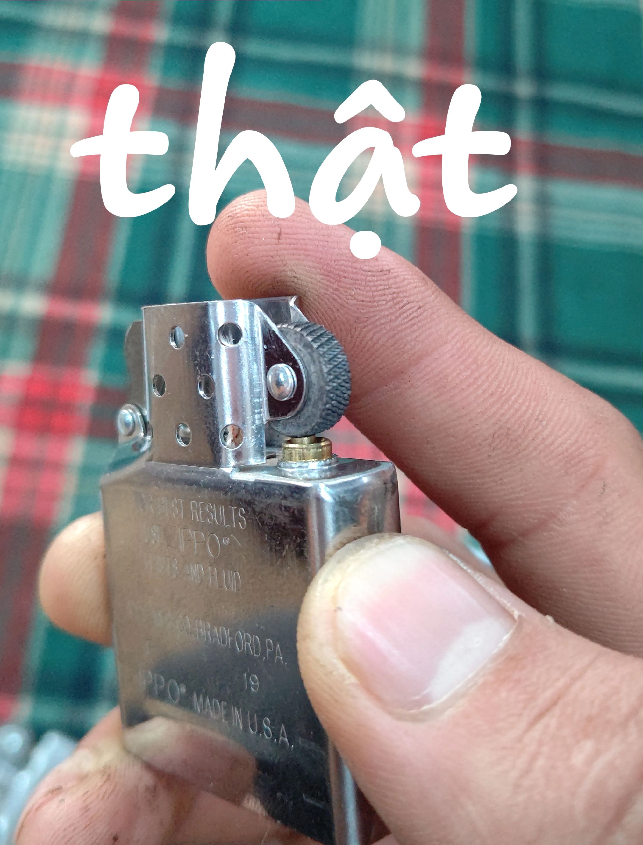 So sánh nhận biết Zippo thật giả 
