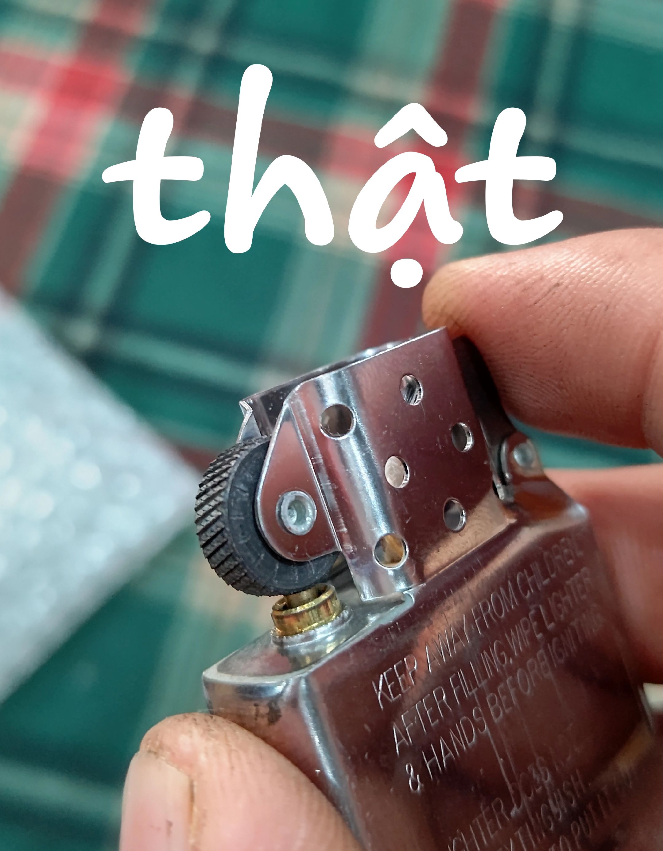 So sánh nhận biết Zippo thật giả 