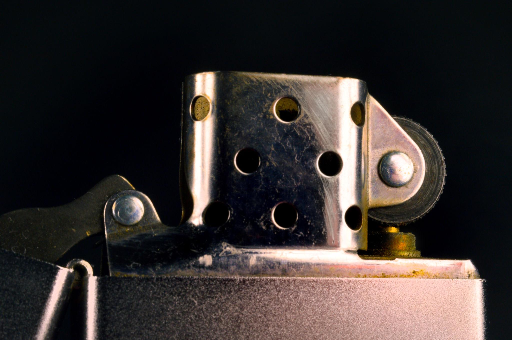 Cấu Tạo Bật Lửa Zippo: Giải Thích Chi Tiết Từng Bộ Phận Và Nguyên Lý Hoạt Động 30 Buồng đốt Zippo
