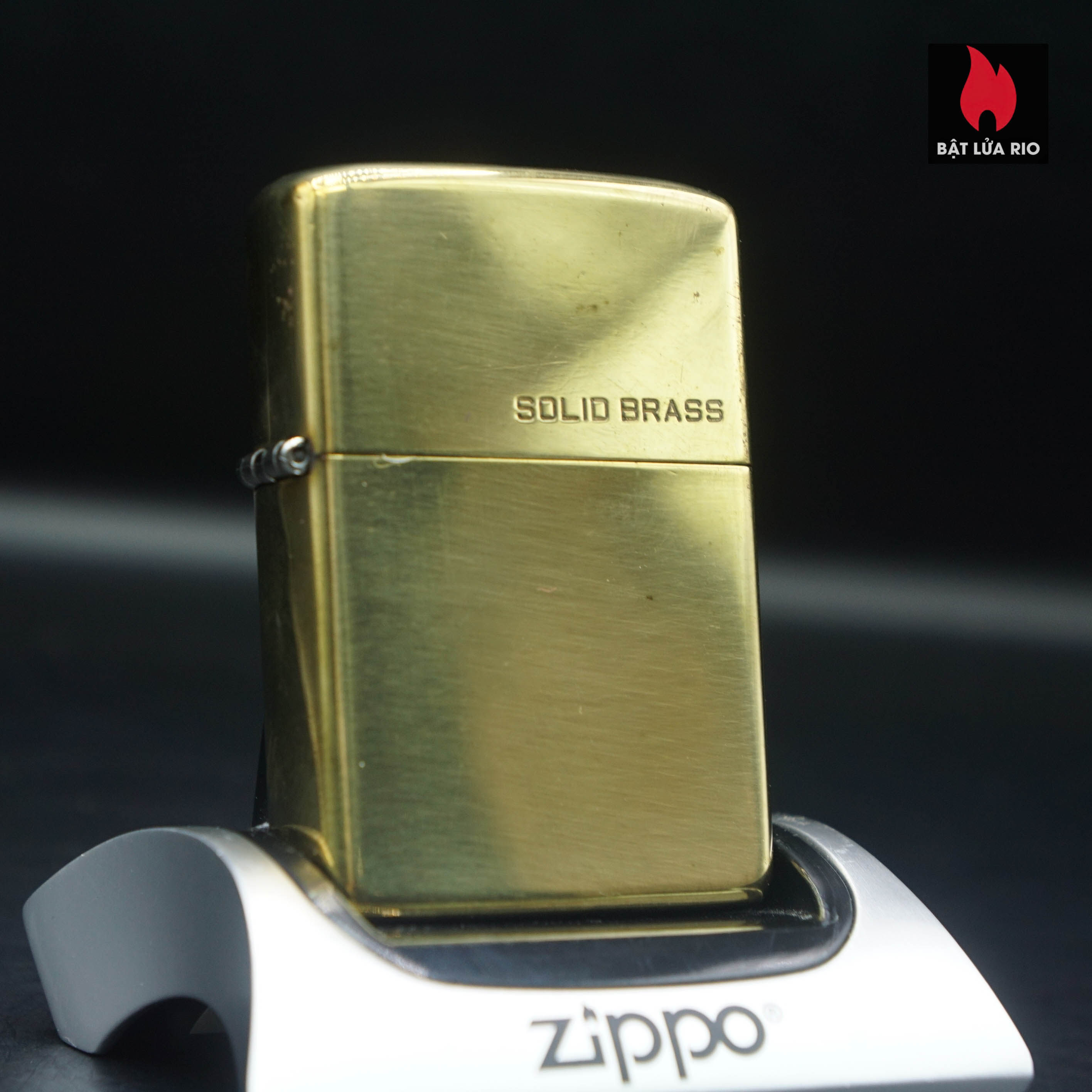 Zippo Chu Niên 1932-1983 – Trơn Bóng – Đồng Nguyên Khối – Cũ 56 Zippo Chu Niên 1932-1983 – Trơn Bóng – Đồng Nguyên Khối – Cũ 3
