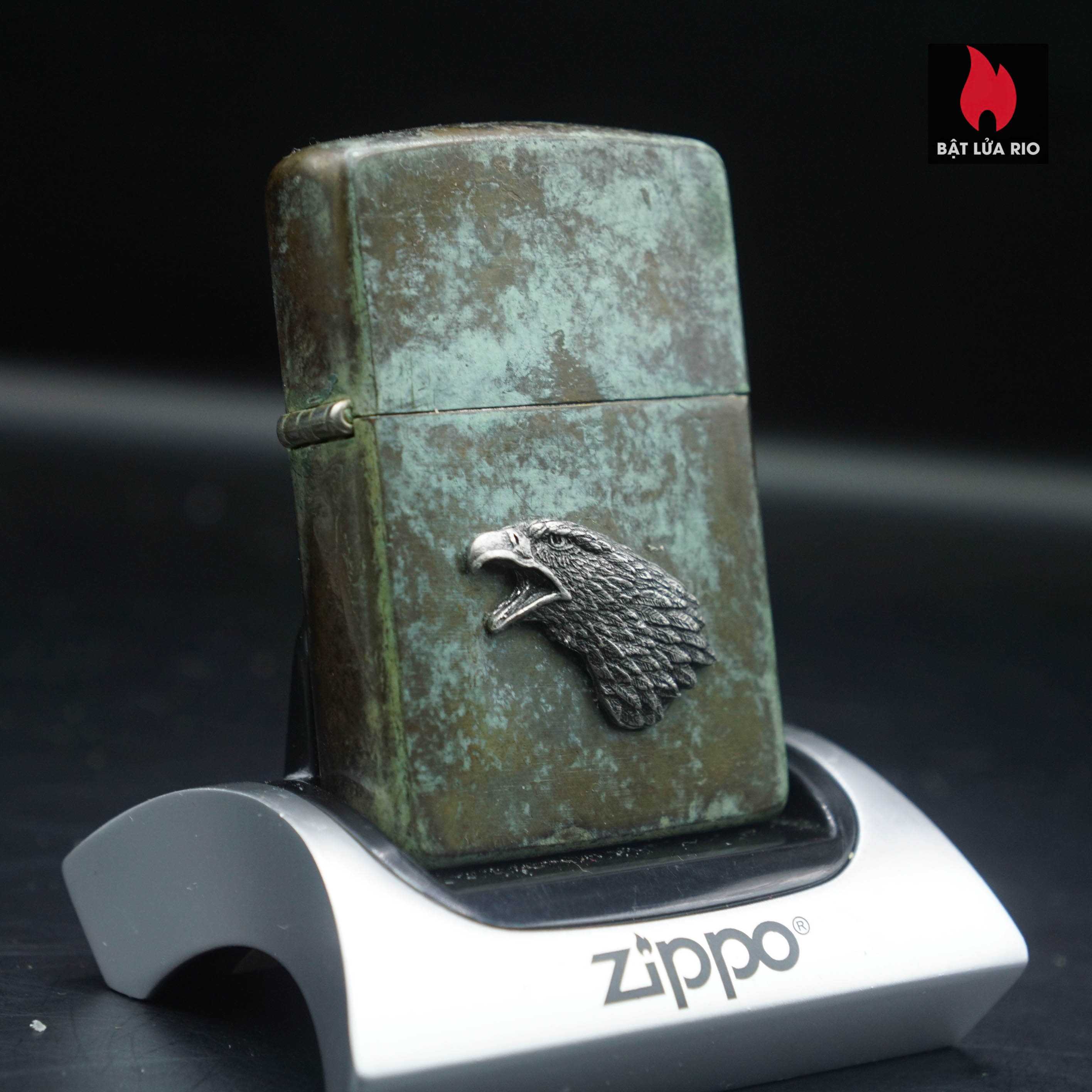 Home 37 Zippo La Mã 1990 – Đồng Phủ Giả Cổ – Miếng Ốp Dán Nổi 2 Mặt – Emblem Đầu Đại Bàng