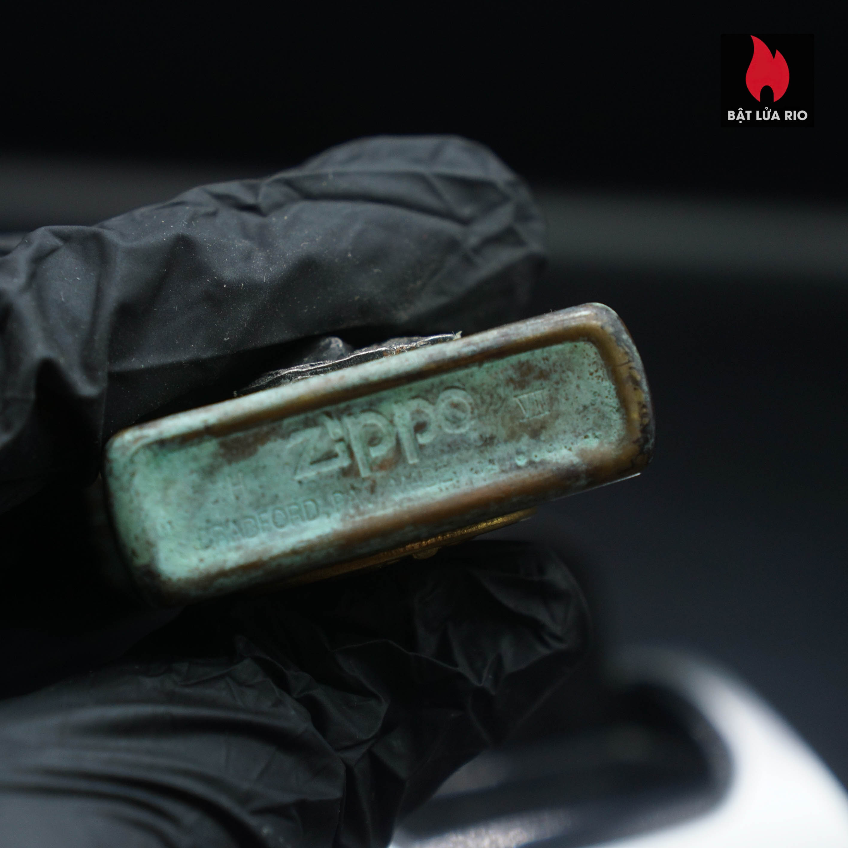 Zippo La Mã 1991 – Đồng Phủ Giả Cổ – Miếng Ốp Dán Nổi 2 Mặt – Emblem Thổ Dân Đội Đầu Gấu 40 Zippo La Mã 1991 – Đồng Phủ Giả Cổ – Miếng Ốp Dán Nổi 2 Mặt – Emblem Thổ Dân Đội Đầu Gấu 11